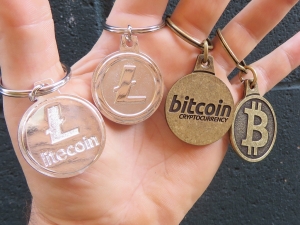 bitcoin cryptocurrency